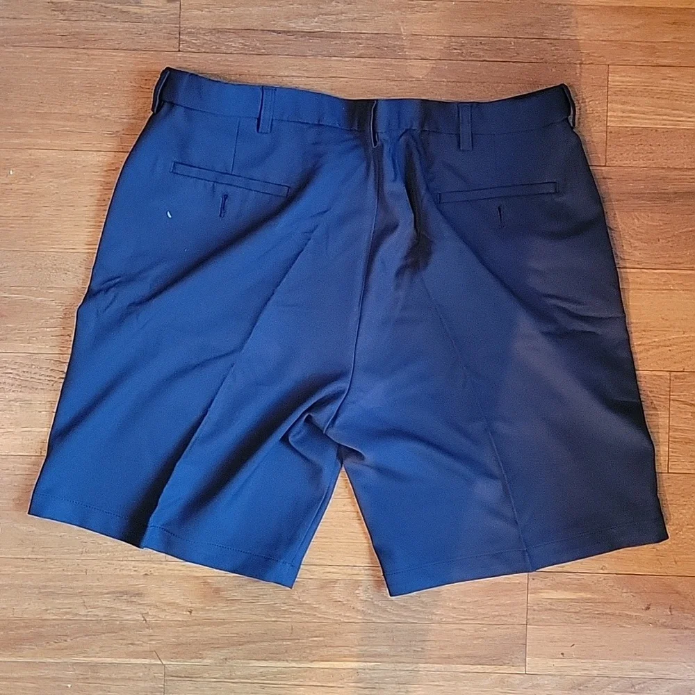 Cool 18 Pro Mens Golf Shorts Pleated Front Country Club Adjustable 40 Navy Blue